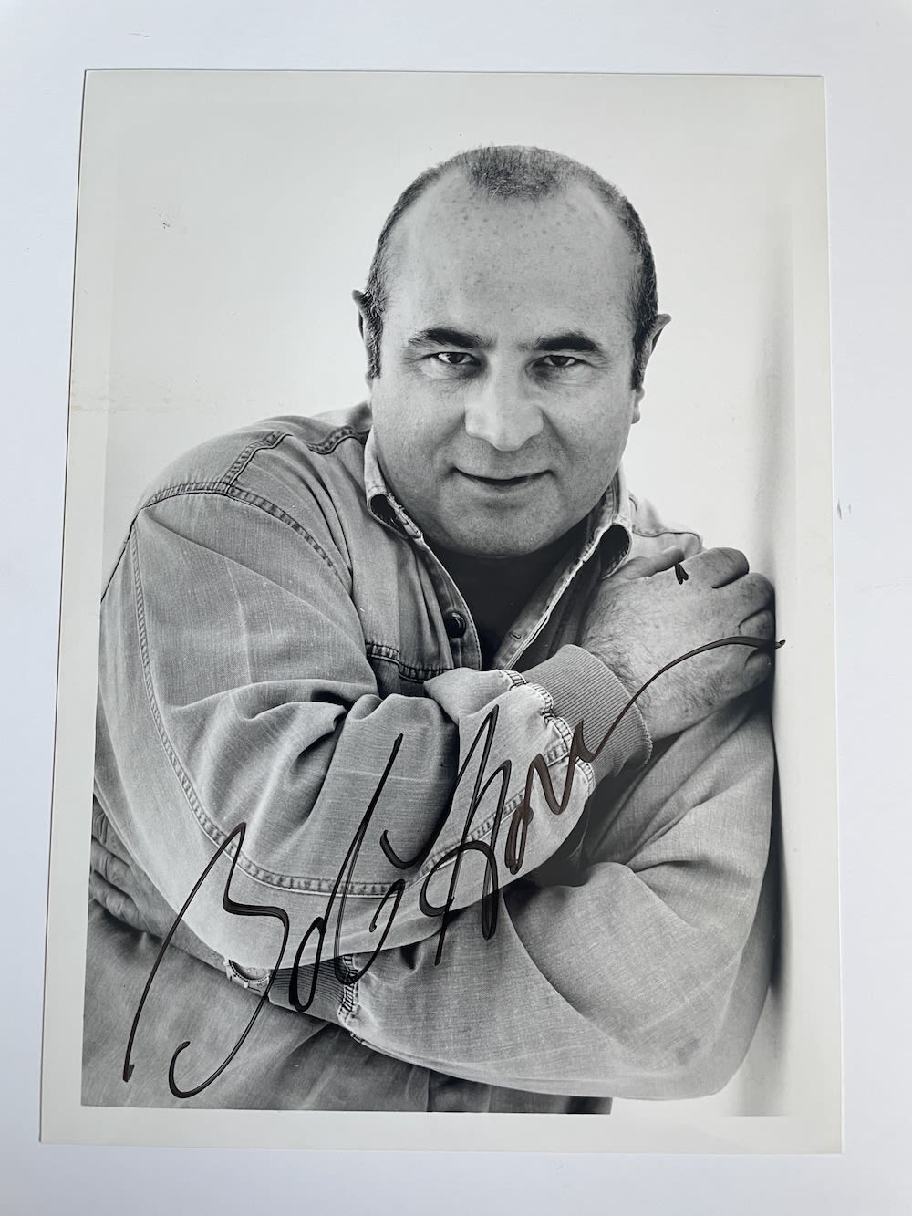 Lot 191: Bob Hoskins Late Great British Actor, Long Good...