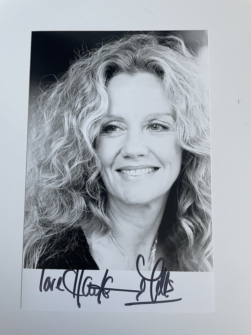 Lot 194: Hayley Mills British Child Actress 6x4 inch signed...