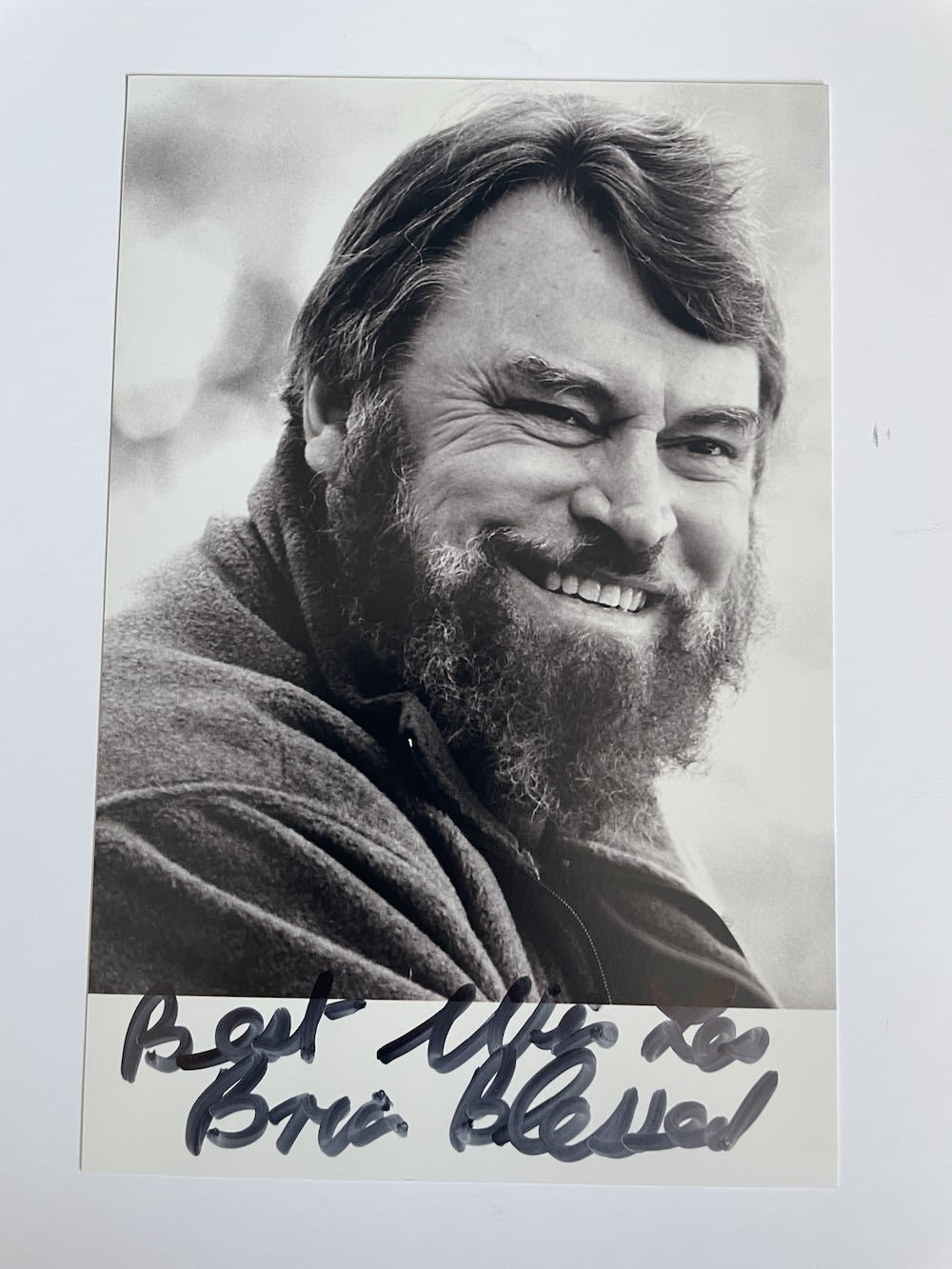 Lot 208: Brian Blessed Great British Actor 6x4 inch signed...