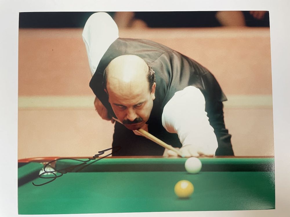 Lot 269: Willie Thorne Late Great Snooker Player 10x8 inch...