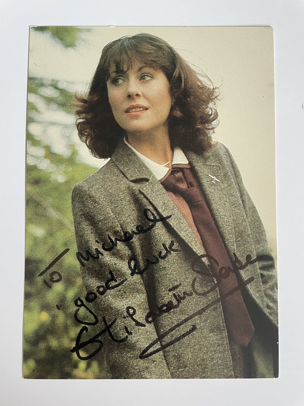 Lot 299: Elisabeth Sladen Popular Actress, Dr Who 7x4 inch...