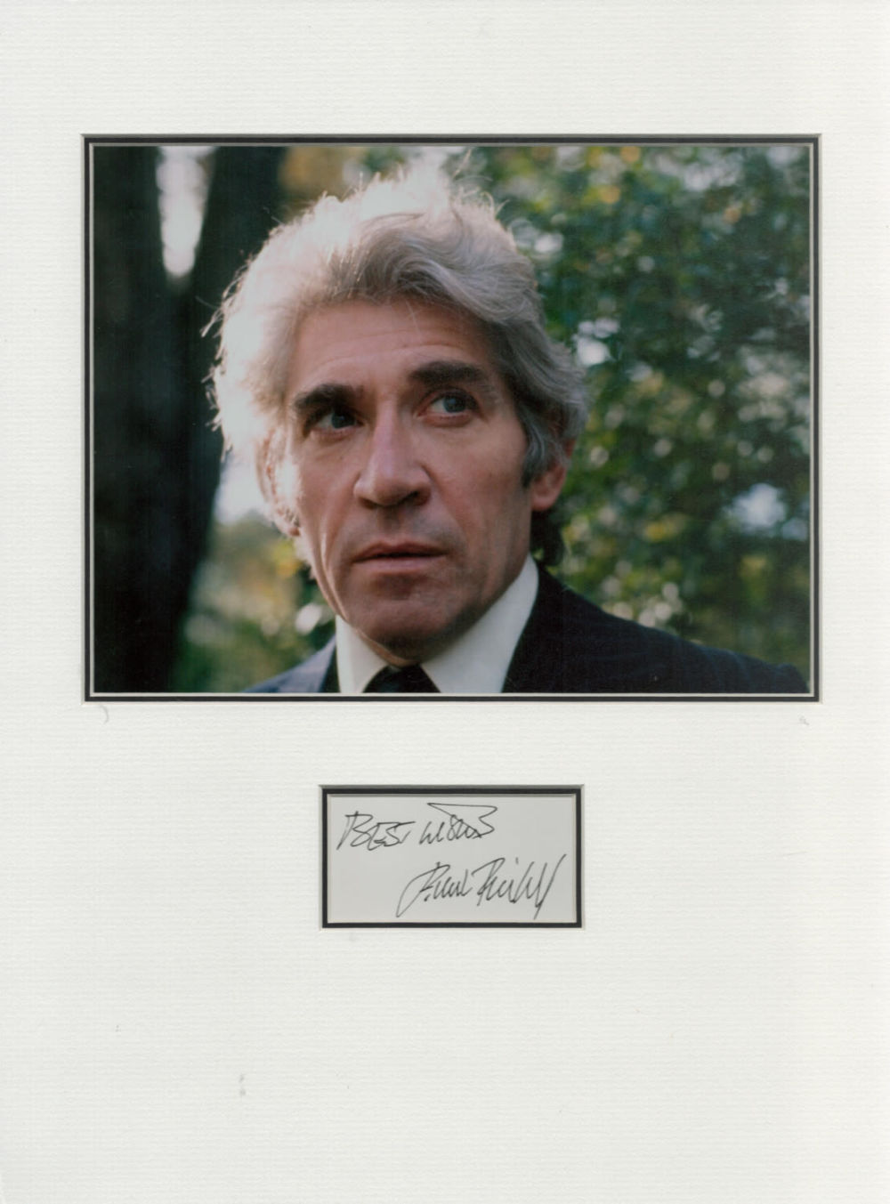 Lot 224: Frank Finlay signed autograph colour photo mounted. British...