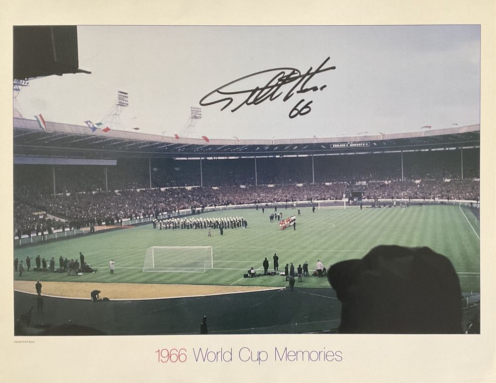 Lot 329: GEOFF HURST signed 1966 World Cup Memories 14x18...