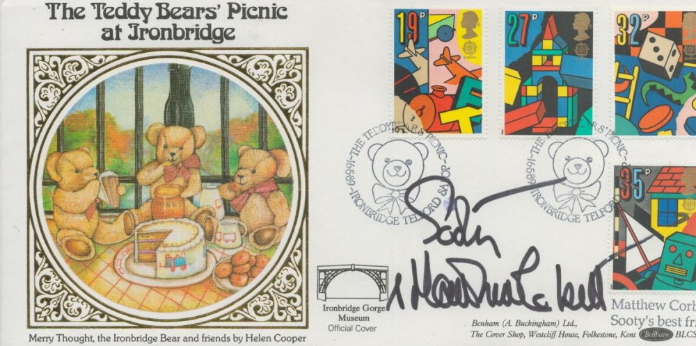Lot 350: Matthew Corbett signed Teddy Bears picnic FDC. 16/5/89...