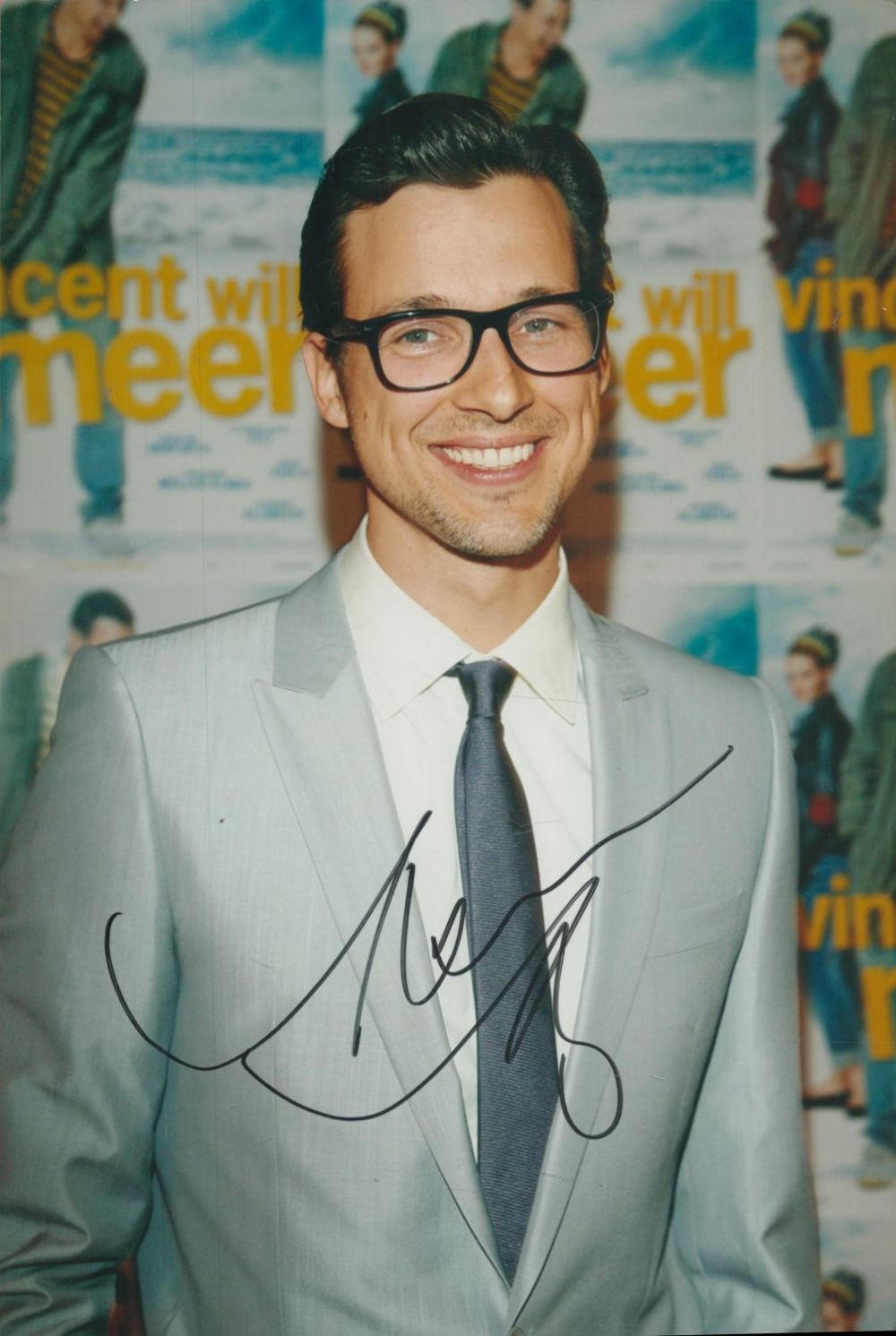 Lot 487: Florian David Fitz Signed Colour Photo approx 12...