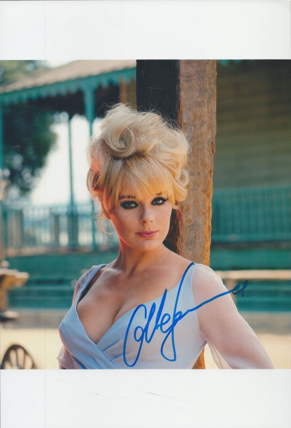 Lot 505: Elke Sommer Signed Colour Photo approx 12 x...