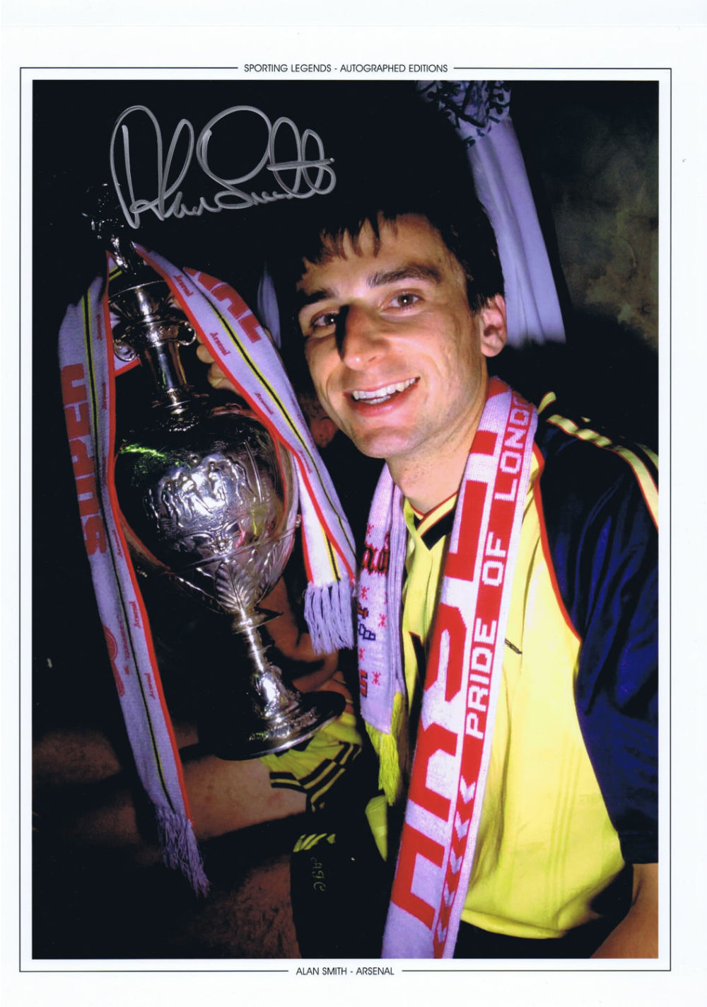 Lot 530: Autographed Alan Smith 16 X 12 Photo Edition:...
