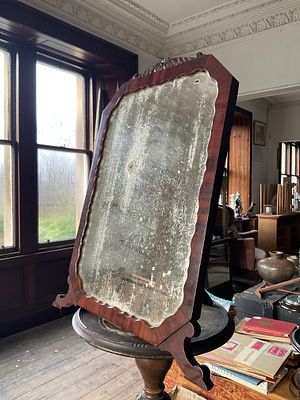 Easel mirror, distressed!