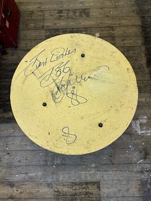 Signed 1988 Dartboard. Signed by Bob Anderson
1988 World champion