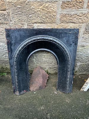 Cast iron Insert. Measures 87 cm wide * 92 cm high