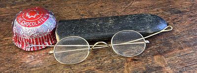 Antique wire framed Victorian spectacles. A fine pair of antique wire framed Victorian 