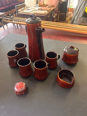 vintage 1960s-1970s stoneware coffee se. t, likely manufactured by Pfaltzgraff or a similar 