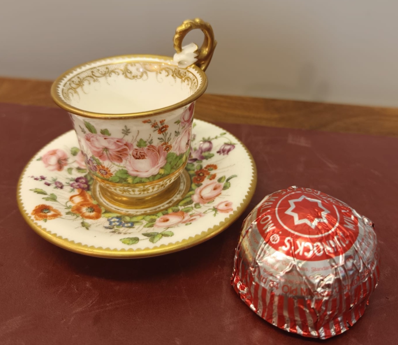 Regency Chamberlain Worcester antique porcelain teacup and saucer,