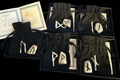 Rare, highly collectable and sought after, fine silver Germania runes ( 5 all different ) 5oz. 