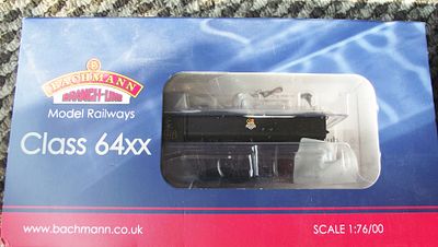 Bachmann Branch-Line Class 64XX Pannier Tank Steam Locomotive, No. 6417, OO Gauge. A Bachmann 