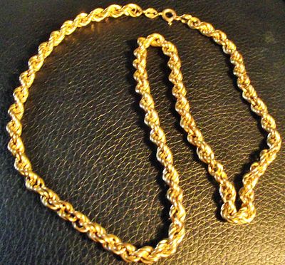 Ladies 9ct gold fully marked rope twist necklace 10.44g approx . Ladies 9ct gold fully marked 