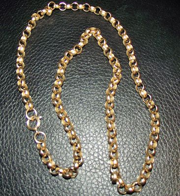 A Heavy Gauge Puffy Belcher Link Necklace Chain in 9ct gold 16.92g approx . This substantial 