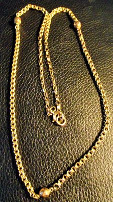 A Victorian Style Yellow 9ct gold Rolo Link Chain Necklace with Spaced Beads 5.46g approx. A 
