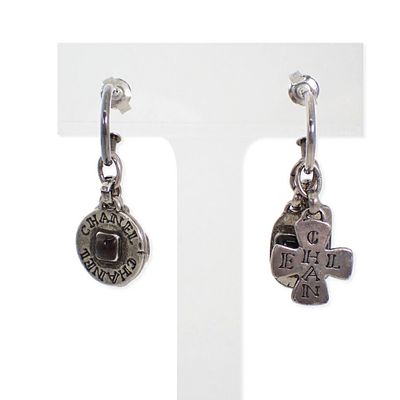 CHANEL Chanel Swing Earrings. catalog 
