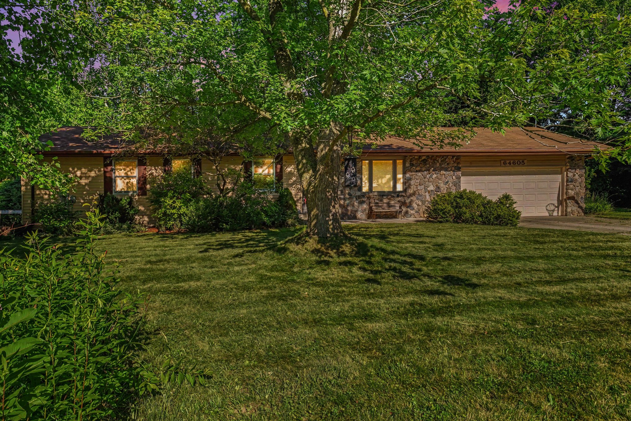 Chupp Auctions & Real Estate LLC | 3 Acres - House - Garage