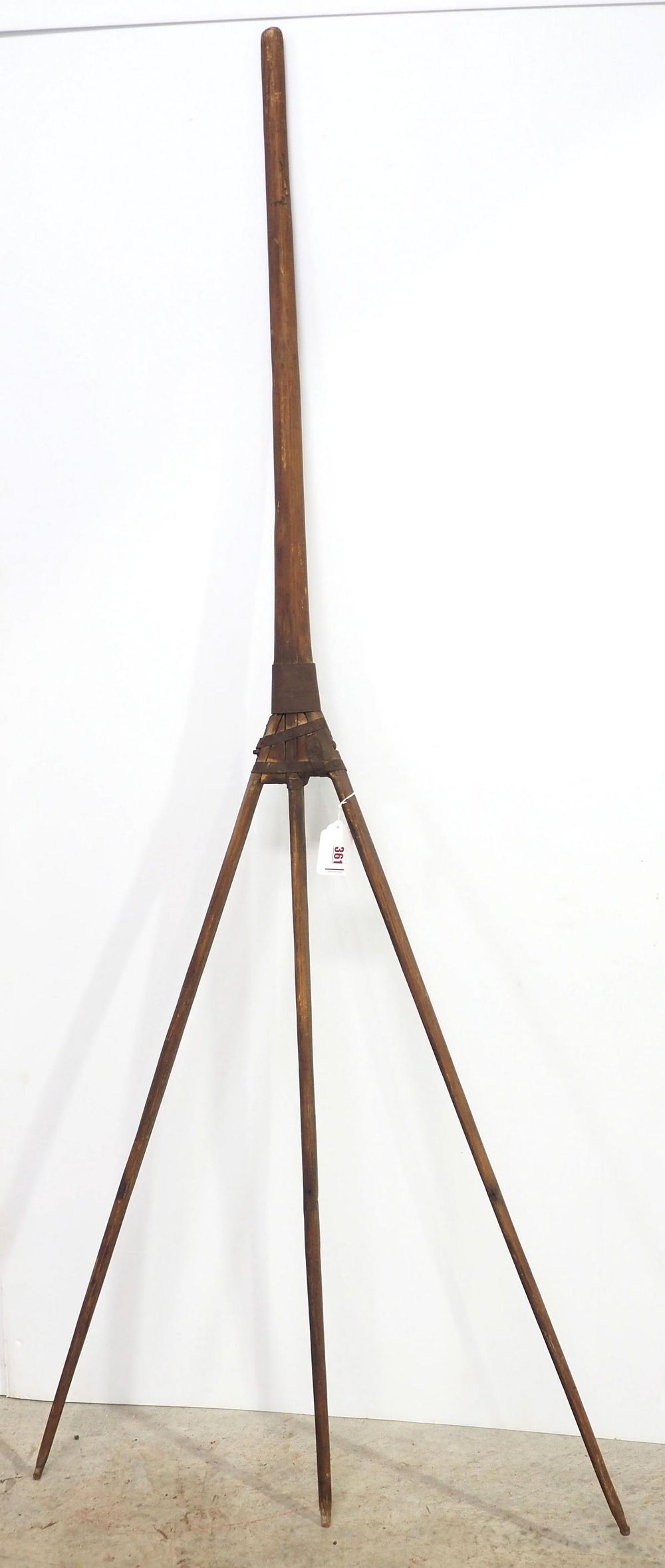 Lot 361: 3-tine wooden primitive fork