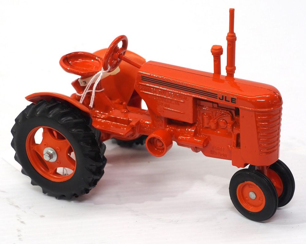 Lot 287: Case VAC, 1986 Summer Toy Festival