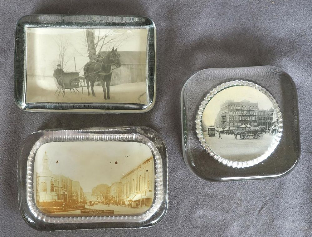 Lot 1182: (3) Glass horse-drawn vehicle paper weights