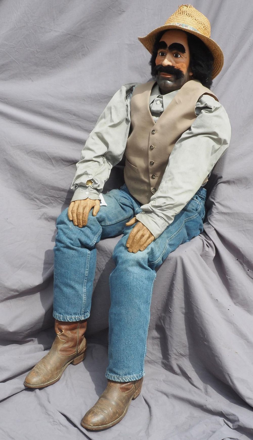 Lot 1191: Male mannequin