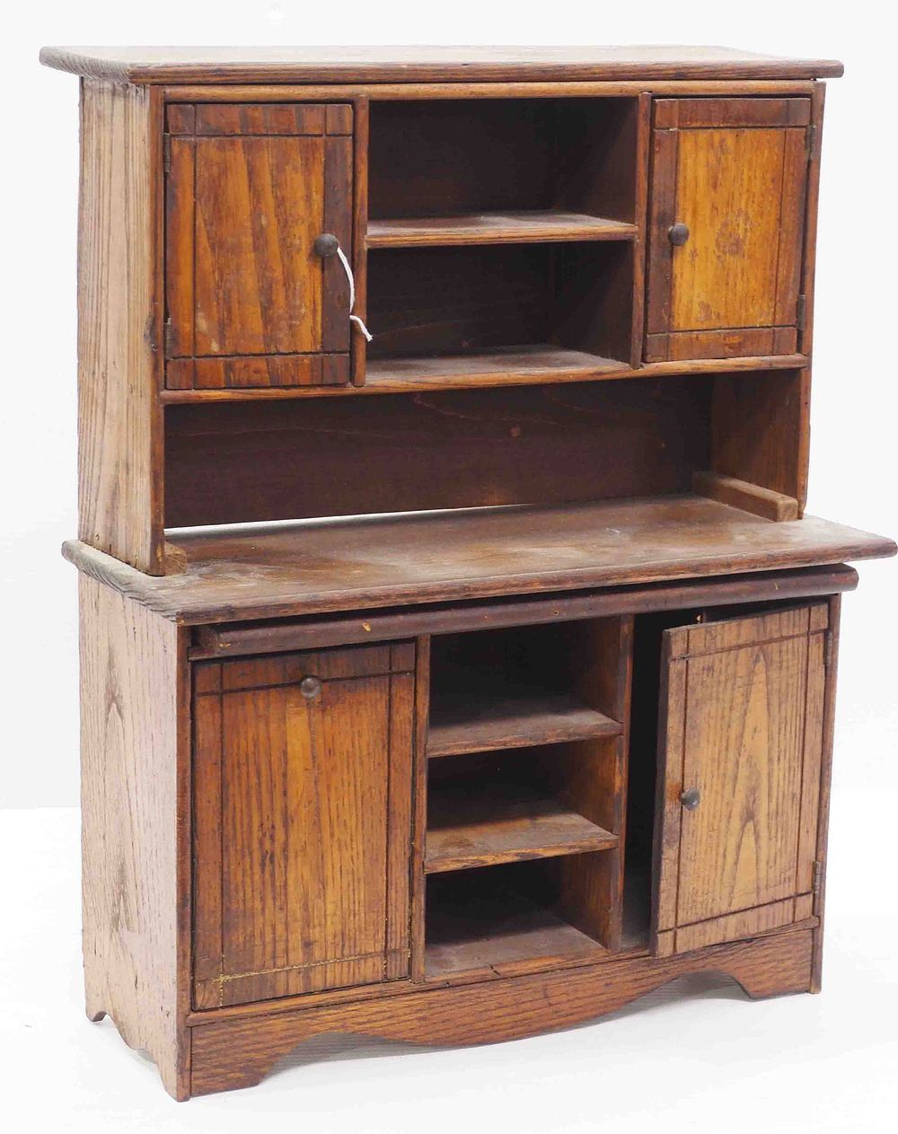 Lot 1373: Child-size wooden kitchen hutch