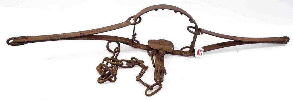 Lot 280: Cast iron bear trap