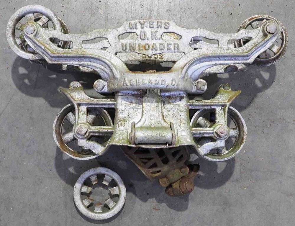 Lot 724: Myers OK Unloader steel track hay trolley
