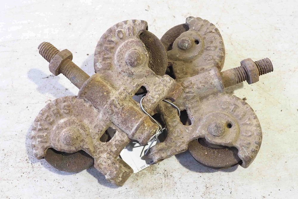 Lot 753: Barn door rollers