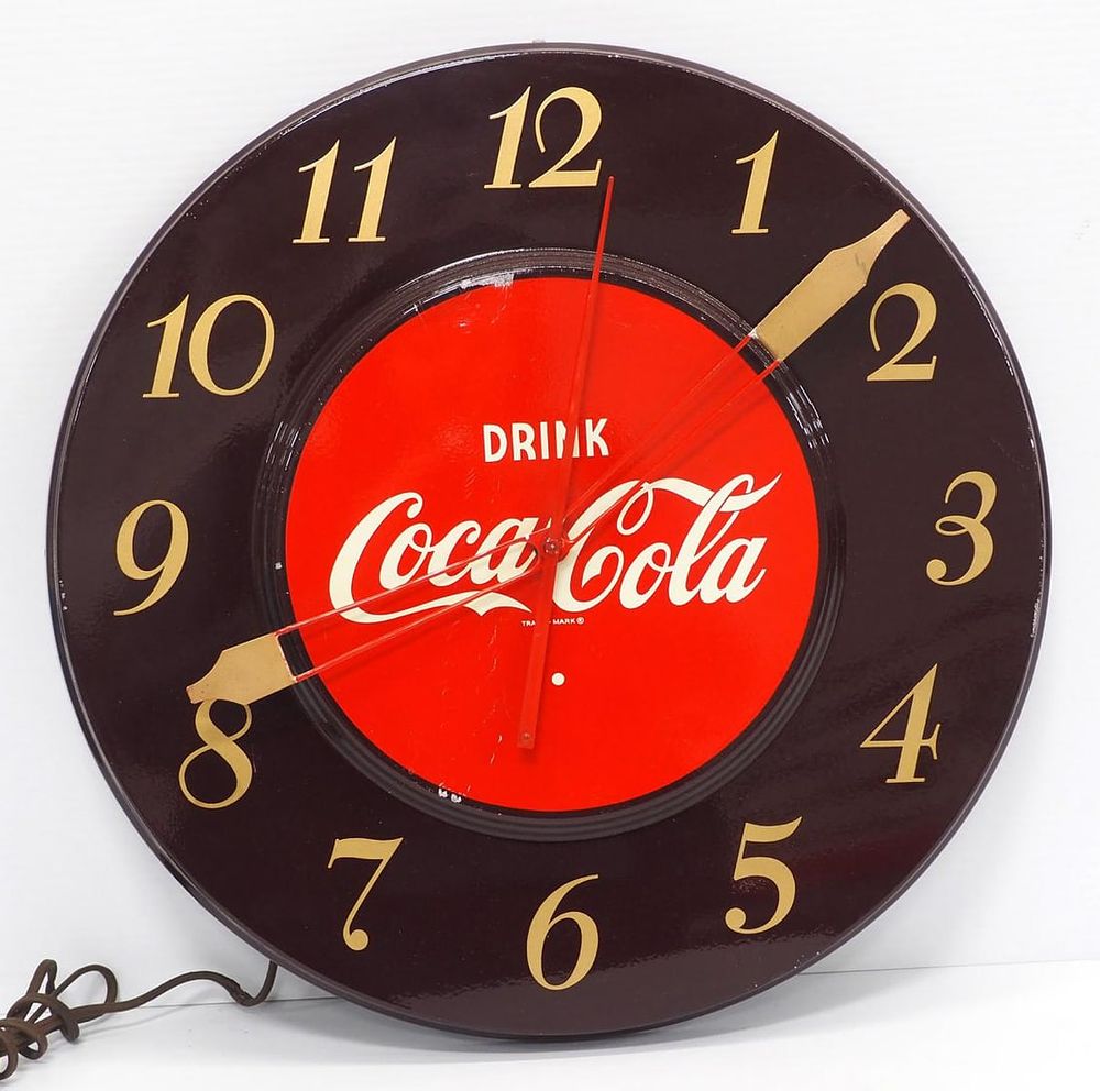 Lot 167: Coca Cola electric clock