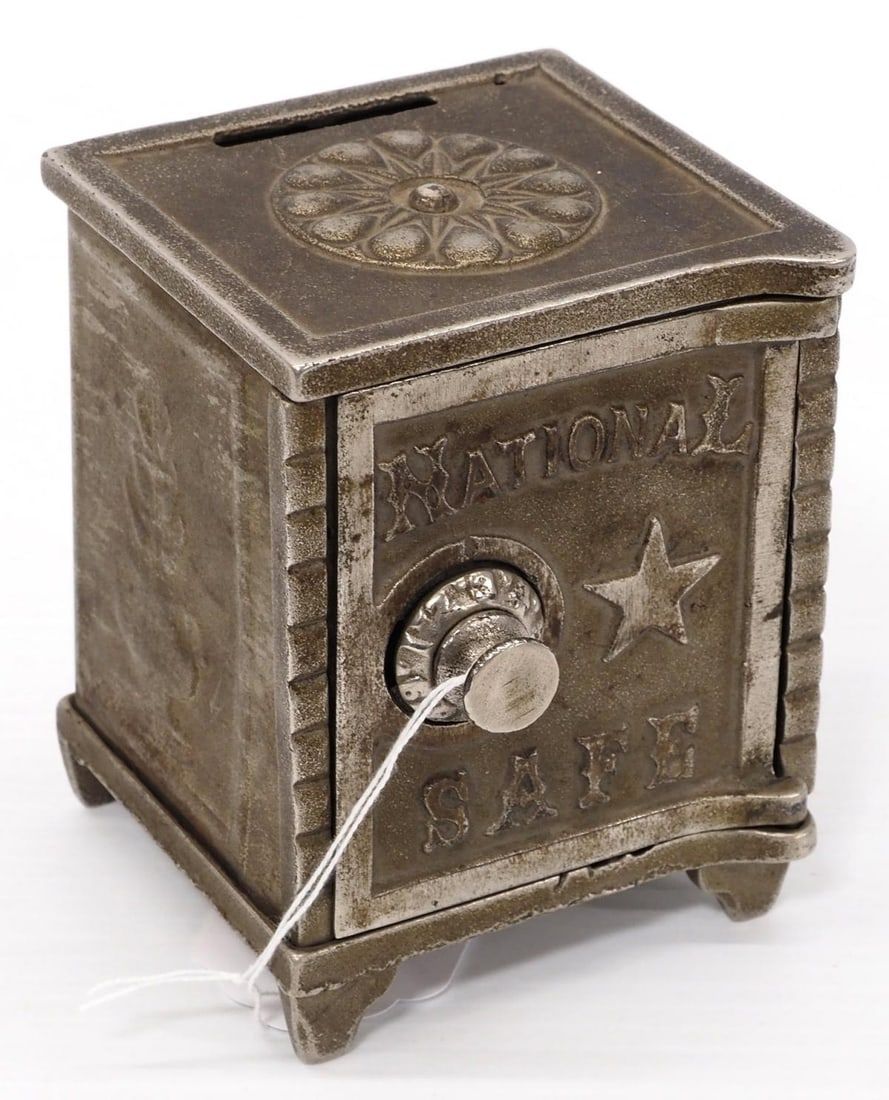 Lot 242: Arcade National Safe bank
