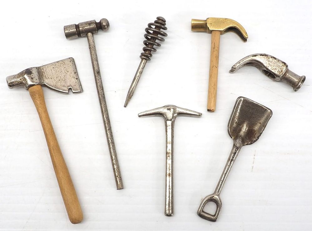 Lot 260: Arcade nickeled tools set