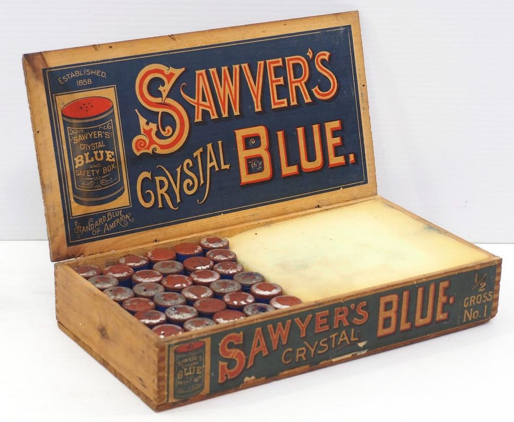 Lot 1441: Sawyer's Crystal Blue wooden box