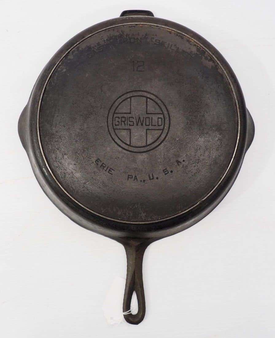Lot 419: Griswold No.12 cast iron skillet