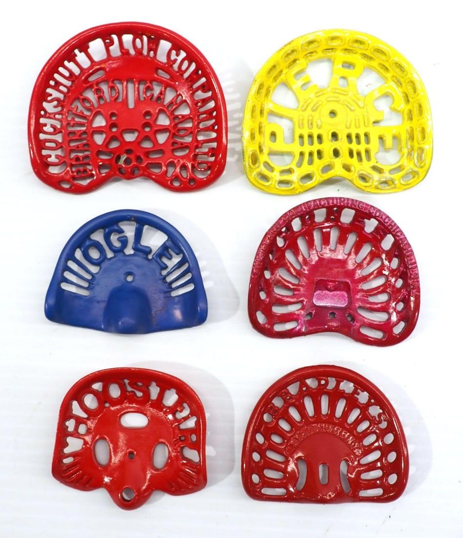 Lot 846: (6) Miniature cast iron seats