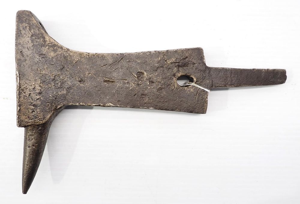 Lot 2264: Unusual homemade stake anvil
