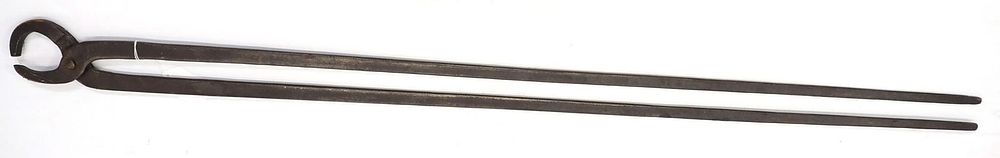 Lot 2270: Long handle blacksmith tong
