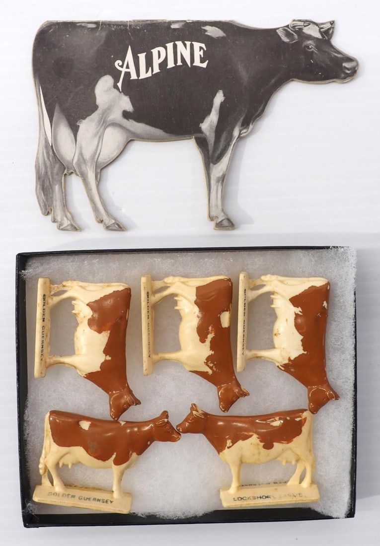 Lot 219A: Holstein recipe booklet / Golden Guernsey cows