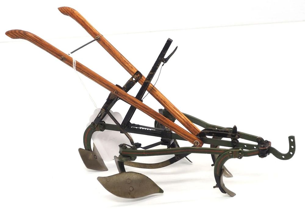 Lot 299: Salesman sample Planet Jr garden cultivator