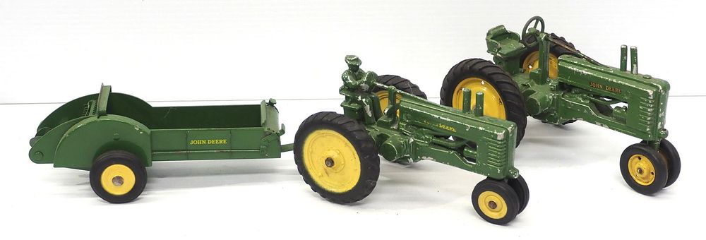 Lot 456: (2) John Deere A tractors & manure spreader