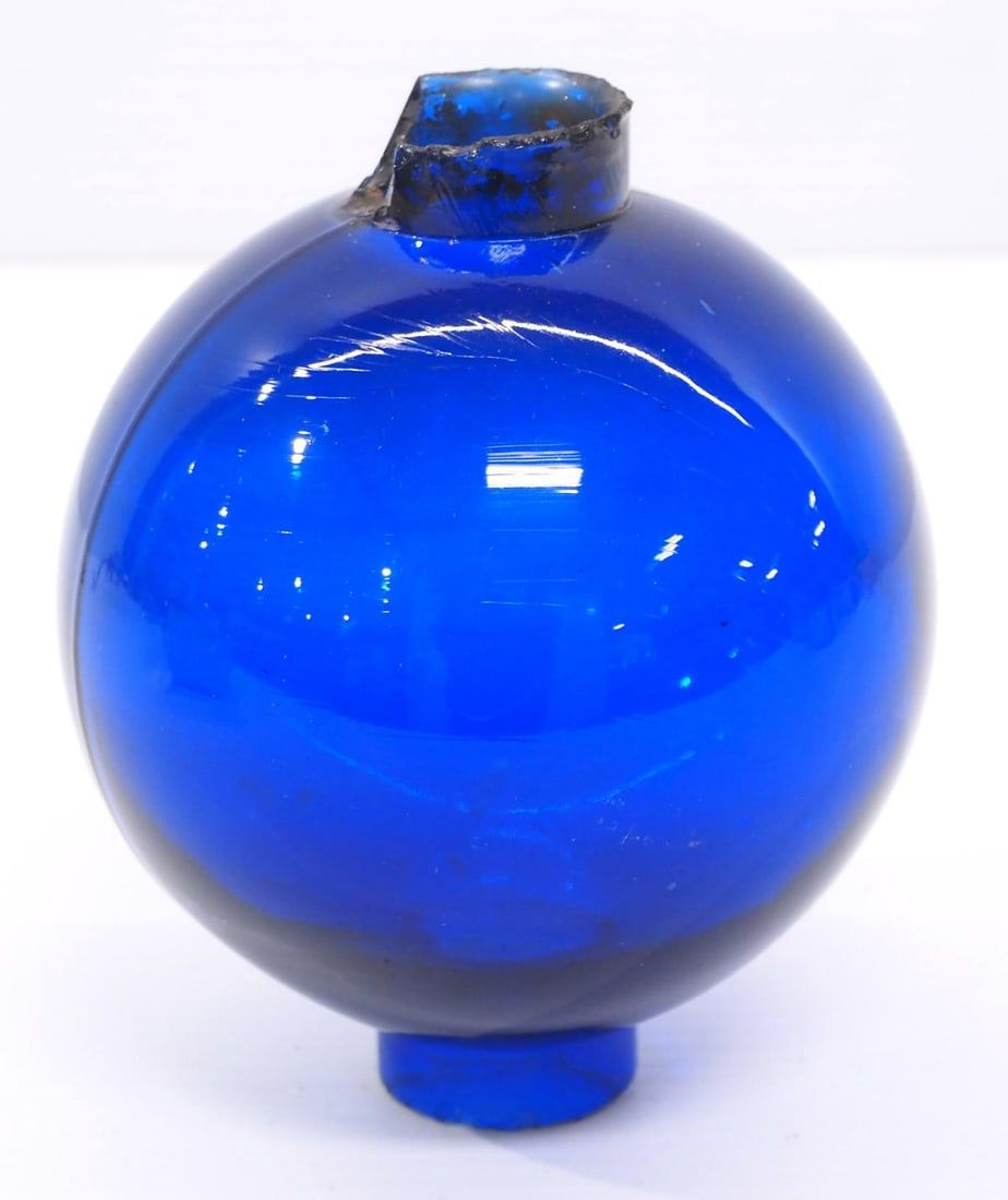 Lot 807D: SLR ghost cobalt wide collar lightning rod ball