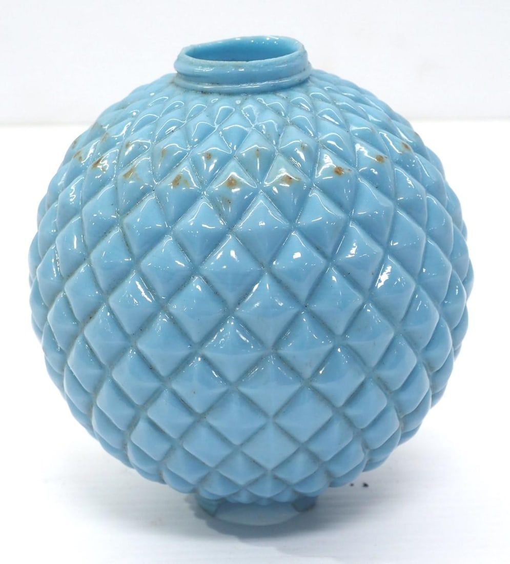 Lot 807G: BMG raised quilt lightning rod ball