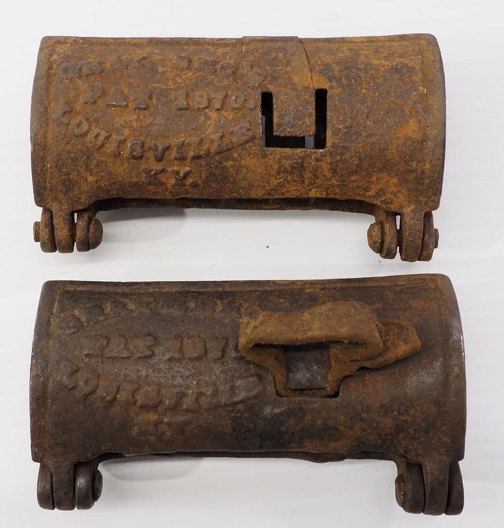 Lot 825: (2) Gray Bros. clam-type hand corn shellers