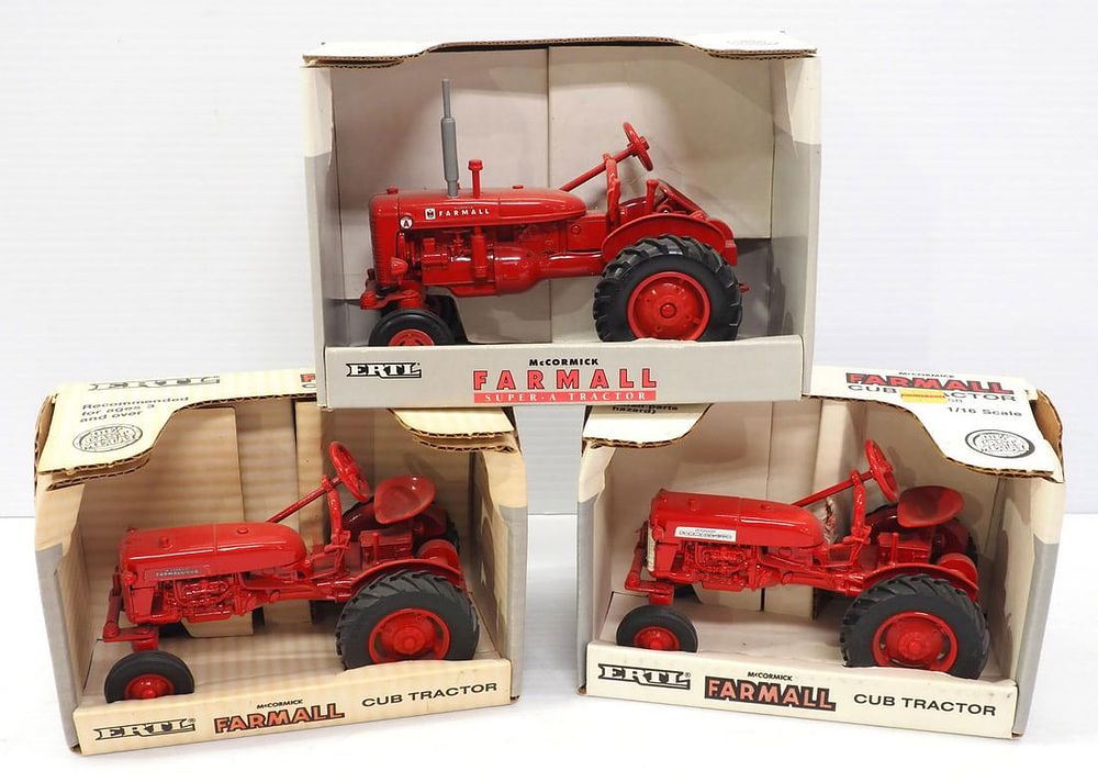 Lot 33: (3) Ertl Farmall Tractors