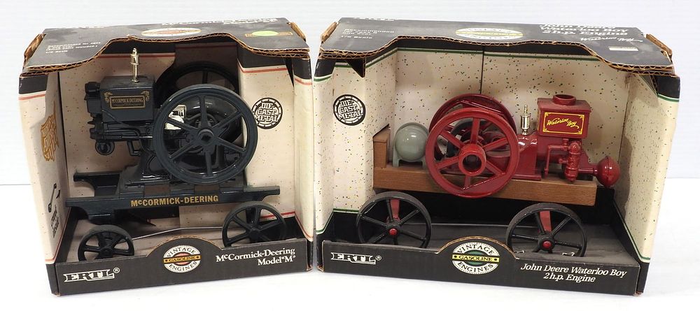 Lot 34: (2) Ertl Hit & Miss Engines