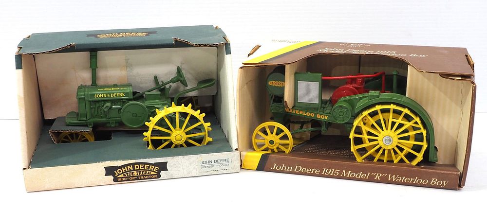 Lot 35: (2) Ertl John Deere Tractors