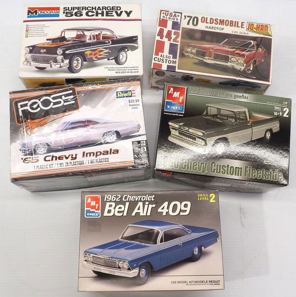 Lot 56: (5) NIB Model Kits